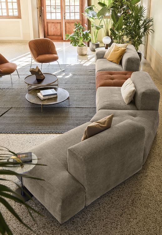 Arredi su misura e progetto di interior design realizzato da mobilificio di alta gamma a Giaveno