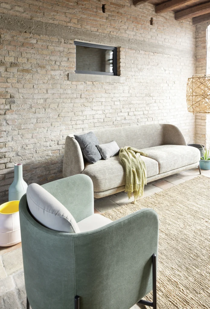 Arredi su misura e progetto di interior design realizzato da mobilificio di alta gamma a Giaveno